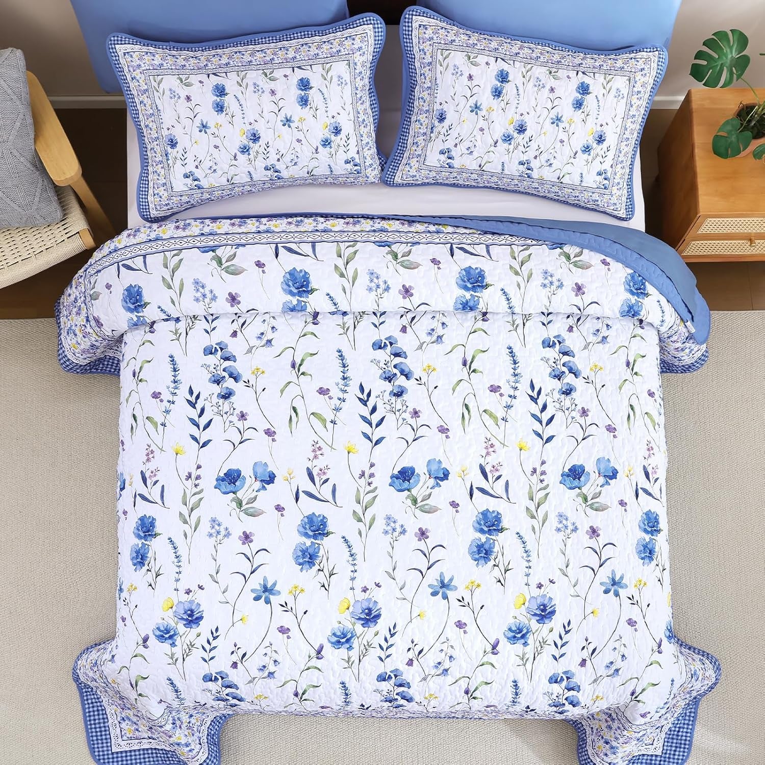 WONGD Bedding Floral Quilt Set King, 3 Pieces Blue Bedspreads Coverlet Set, Garden Floral Printed Quilted Bedding Set，Lightweight Farmhouse Spring Summer Beds Coverlet for All Season(110"X90")